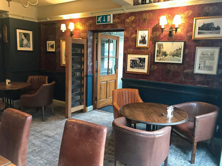 New Look & New Menu Makes The Cowdray Arms A Top Choice - RH Uncovered